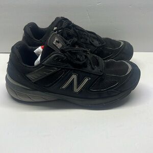 New Balance 990 V5 Running Shoe black size 9 Women’s/Men’s 7